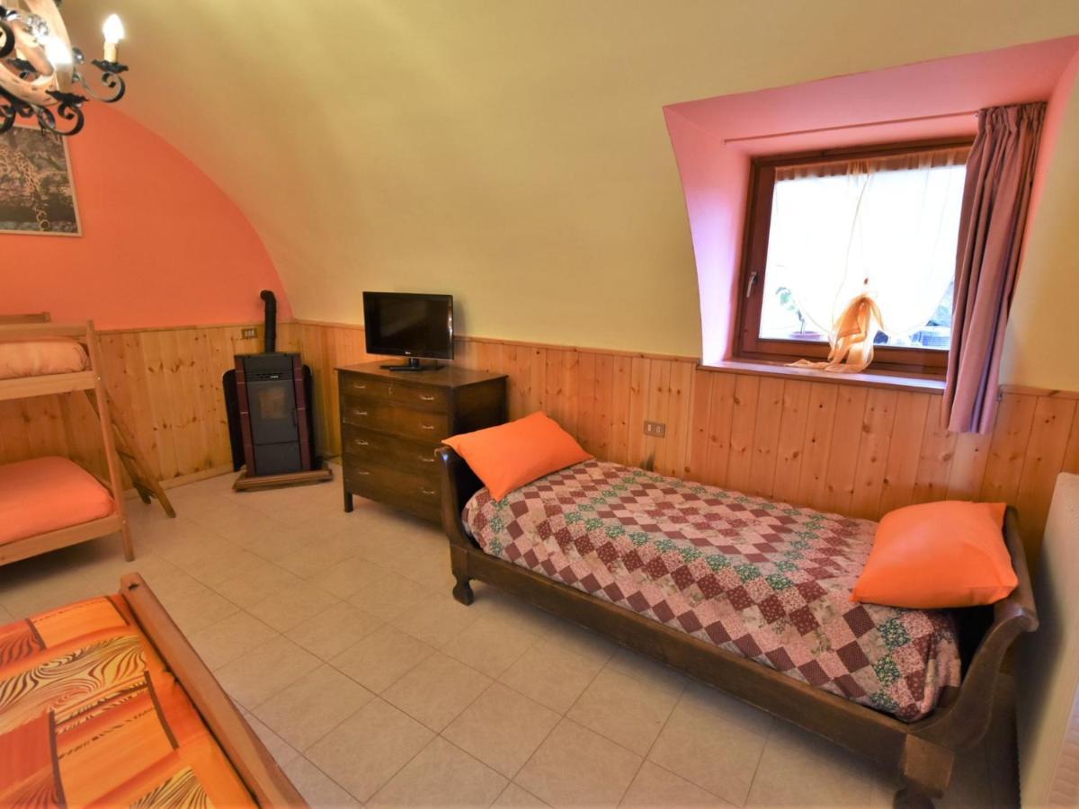 Apartment Mariella By Interhome Mazzo di Valtellina Eksteriør billede